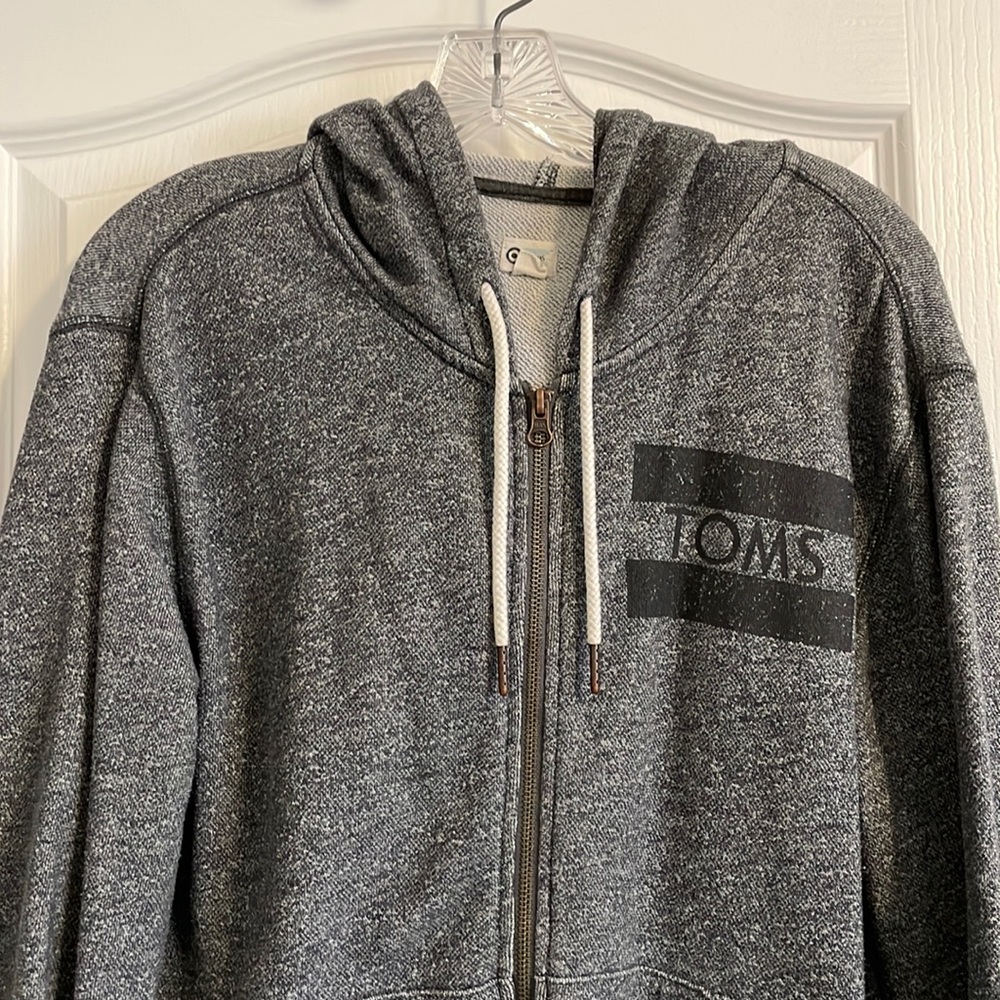 Men’s charcoal grey M TOMS HOODIE